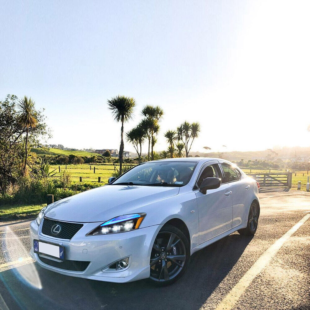 VLAND LED Projector Headlights For Lexus IS250/IS250C IS350/IS350C IS220d 2006-2013 ISF 2008-2014 With Animation & Blue Breathing